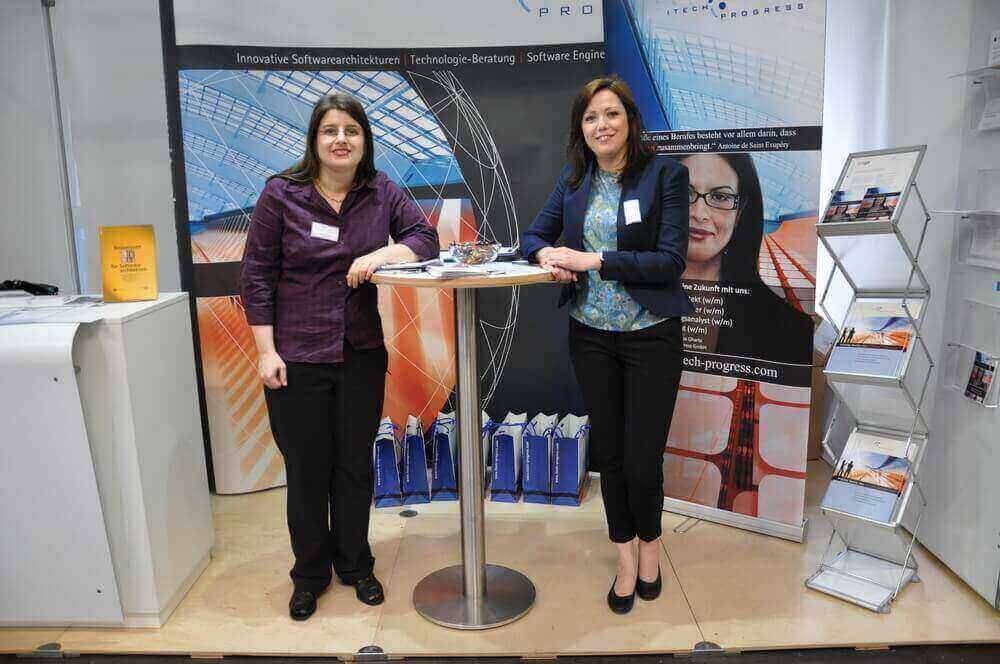 ITech Progress baut auf der Firmenkontaktmesse bonding Brücken zu Studenten